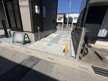  �����Ɍ������Ȃ����ԃX�y�[�X�B