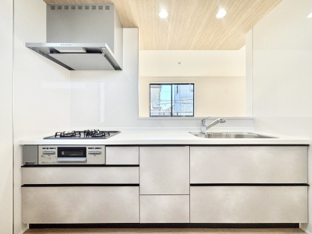 �L�b�`�� �������������I�ɁA�y�����I�V�X�e���L�b�`��  