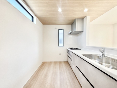 �L�b�`�� �����g���L�b�`��������A�g���₷�����������̂��₷���ɂ������܂����B 