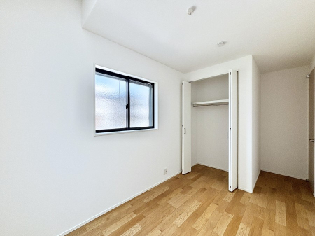 �q������ �q�������ɂ��������߂Ȏ��[�X�y�[�X�����Ղ�̋���