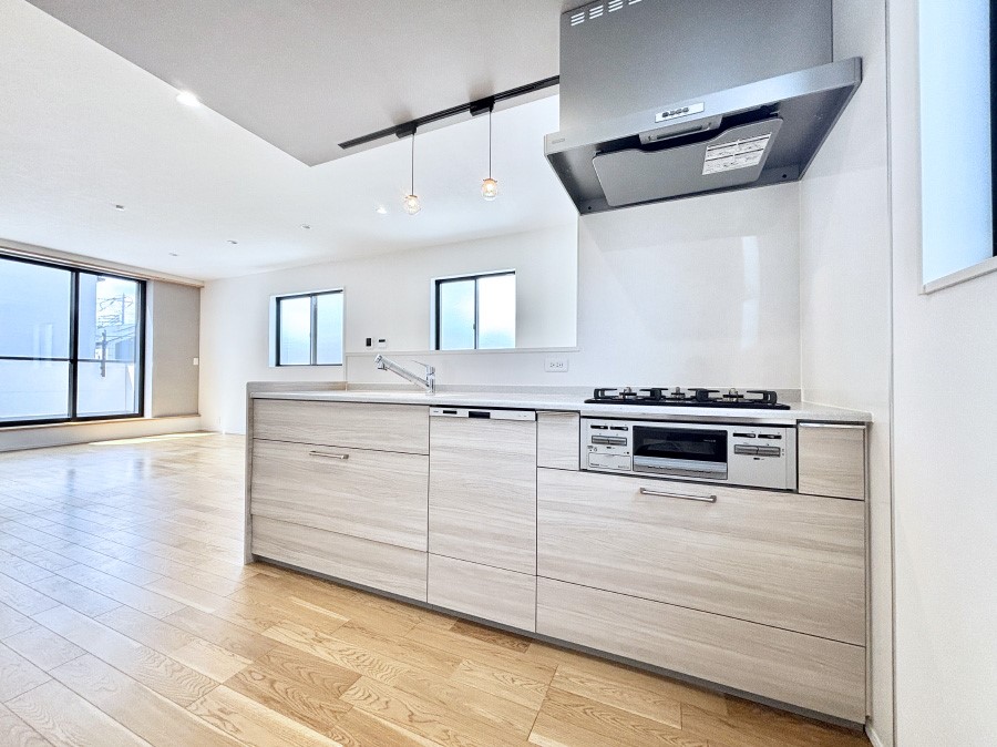 �L�b�`�� �������������I�ɁA�y�����I�V�X�e���L�b�`��  