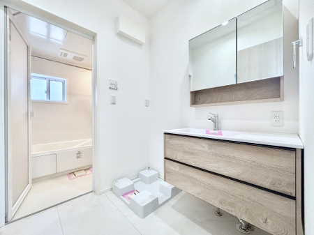 ���ʑ�E���ʏ� �傫�����₷���O�ʋ��Ő�����������ʑ�́A�g�����Ȃ݃`�F�b�N�┧�̂������ɂ������߂ł��B 