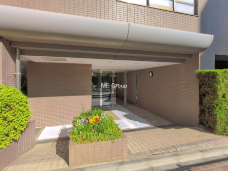 �G���g�����X -