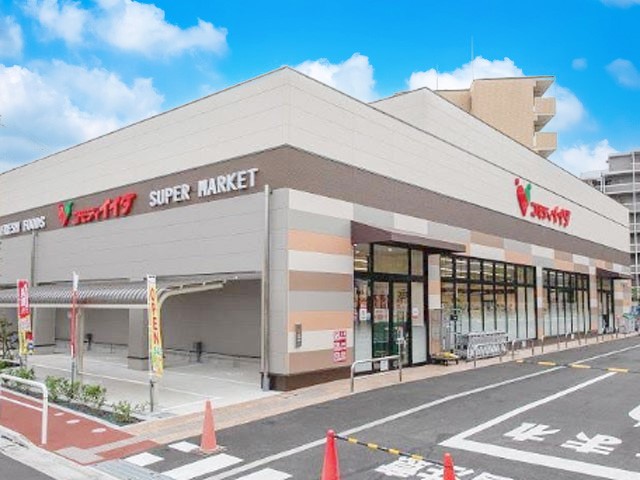 ���ӊ� �X�[�p�[ 100m �R���f�B�C�C�_���ۖ؊ԓX