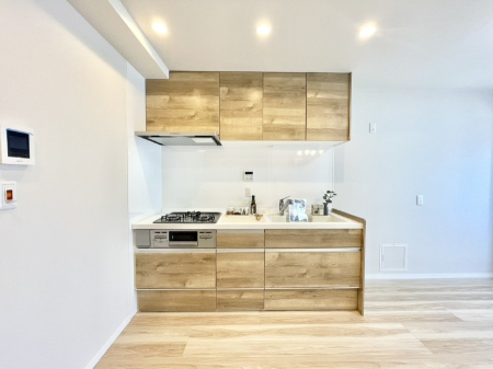 �L�b�`�� �������̂������ŉƑ��̏Ί炪�L����܂��I