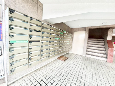 ���̑� �J�ɔG�ꂸ�ɗX�֕����󂯎��܂��B