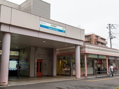 ���ӊ� �w 1200m �����։w