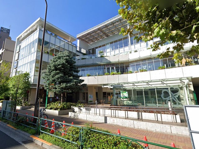 ���ӊ� �V���b�s���O�Z���^�[ 700m �A�C�e���X�����쒷��