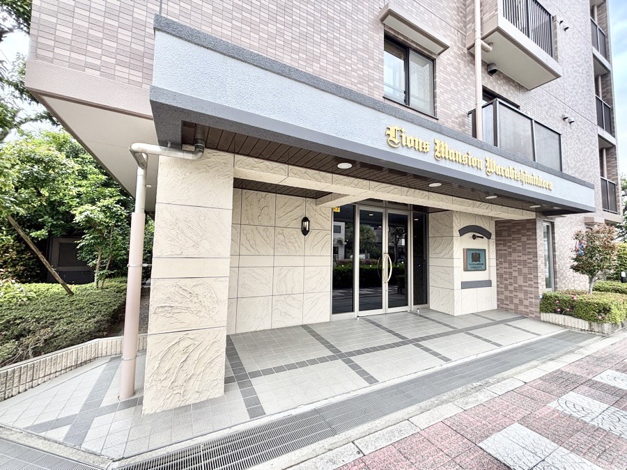 �G���g�����X �������������͋C�̃G���g�����X