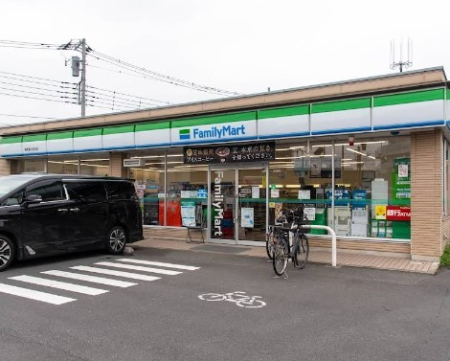 ���ӊ� �R���r�j 210m �t�@�~���[�}�[�g ���n�x�m����X