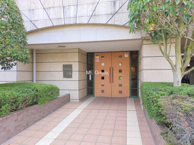 �G���g�����X -