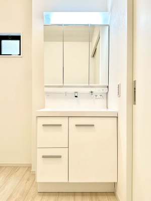 ���ӊ� �R���r�j 800m ���[�\�� ������a�c�꒚�ړX