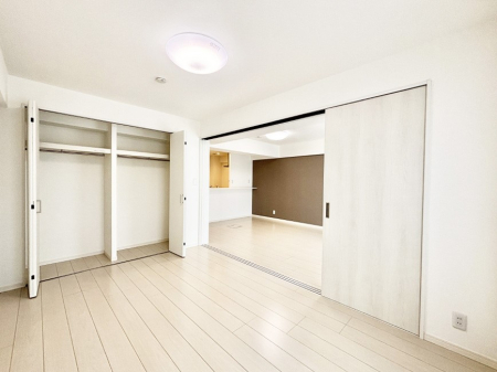 ���̑����� ���r���O�אڂ̗m���͊J�����ă��r���O�̉����Ƃ��Ă��g���܂�