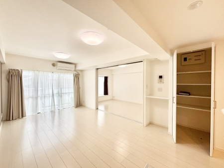 ���r���O �Ƒ��c���̎��Ԃ����������Ȃ��났�̃��r���O�_�C�j���O�B   