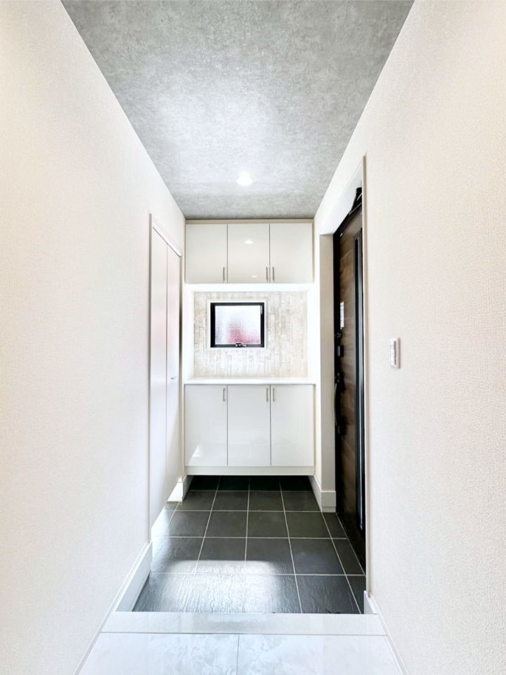 ���� ����I�𗘗p���āA���z�������������q�l�������ĂȂ��ł��܂��B