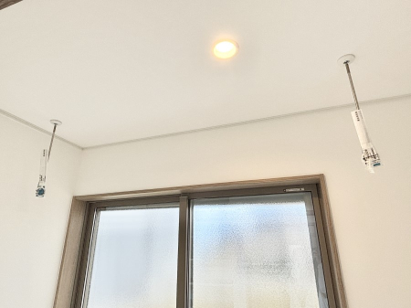 ���̑����� �����������|�[���B�~�J��ԕ��̎����ɑ劈�􂵂܂��B  