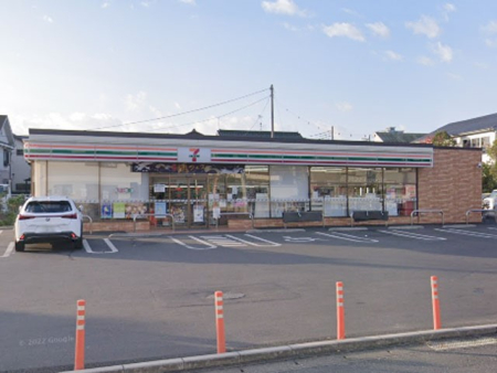 ���ӊ� �R���r�j 500m �Z�u��-�C���u������łS���ړX