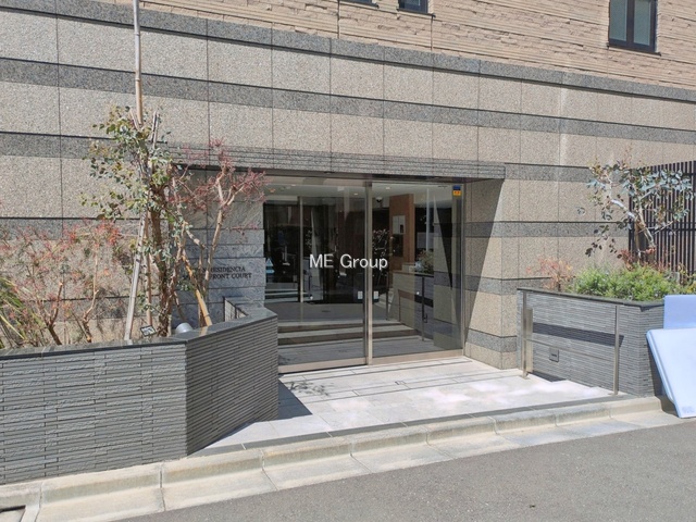 �G���g�����X -