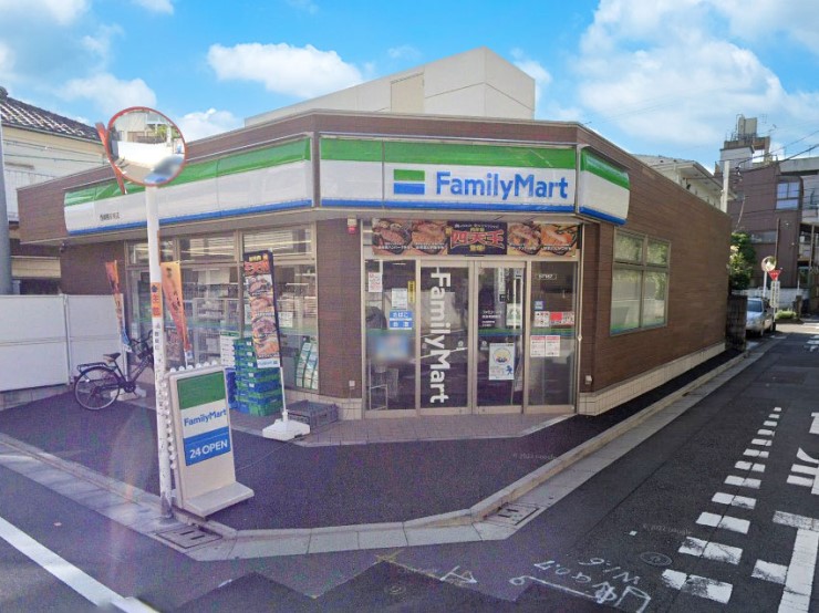 ���ӊ� �R���r�j 200m �t�@�~���[�}�[�g �������w���X