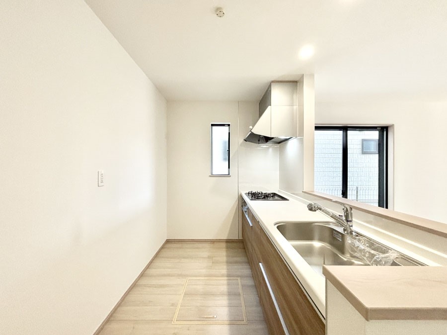 �L�b�`�� ��Ƃ肠��L�b�`���ł͂��Ƒ��Ɗy�������������ł��܂��B