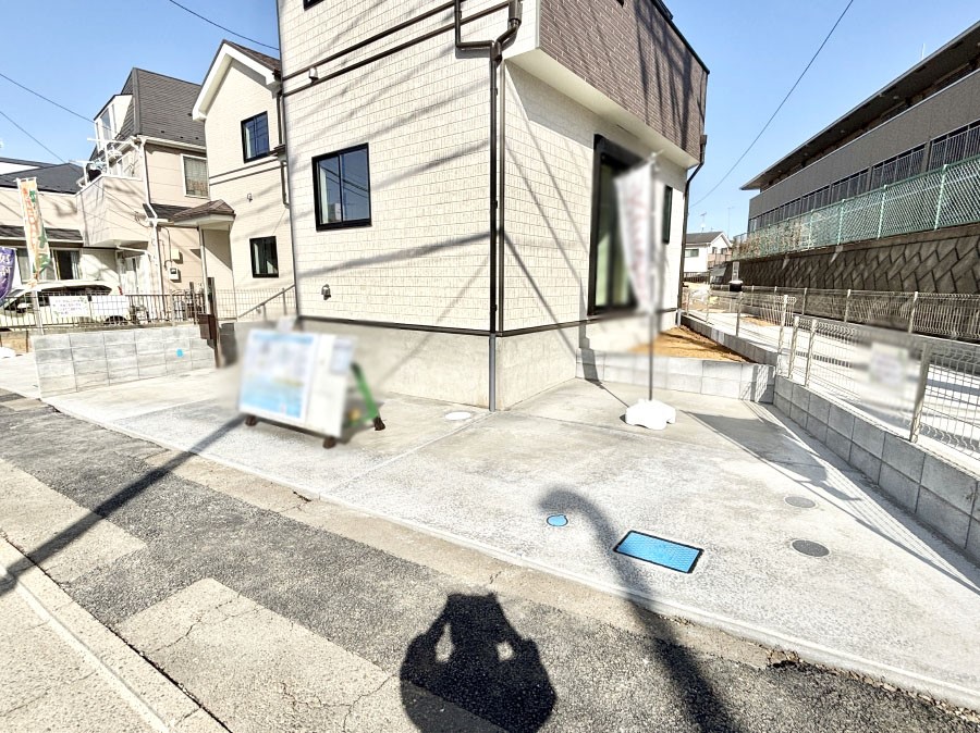  �����Ɍ������Ȃ����ԃX�y�[�X�B