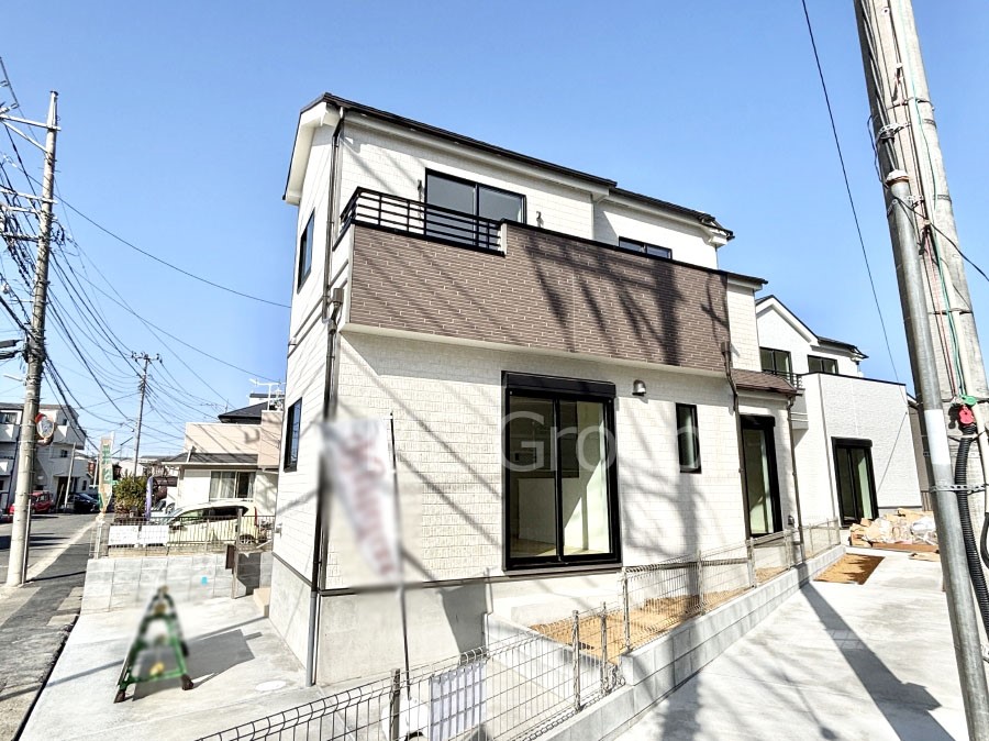 ���n�O�ώʐ^ �������ꂽ�O�ρA�㎿�ȏZ��Ԃ��L���鎺���͉i�����S���ĉ߂�����Z���ł��B 