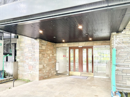 �G���g�����X �������������͋C�̃G���g�����X