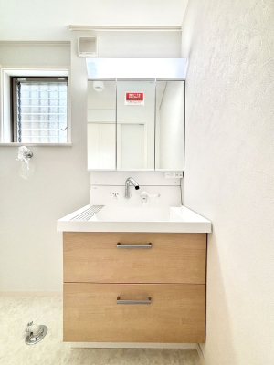 ���ʑ�E���ʏ� ���邢���ʏ��͖����̐g�x�x���y�����ł����Ⴂ�����ł��B