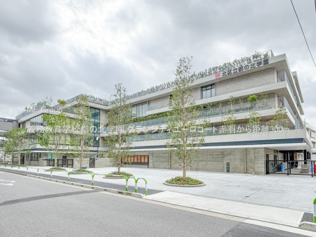 ���ӊ� ���w�Z 300m �`������w�Z�s�̖k�w��