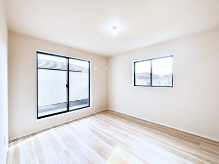 ���̑����� �o���R�j�[���������������������S�̂�D������ݍ��݂܂��B