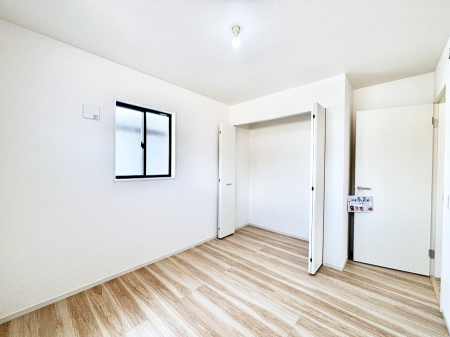 �q������ �q�������ɂ��������߂Ȏ��[�X�y�[�X�����Ղ�̋���