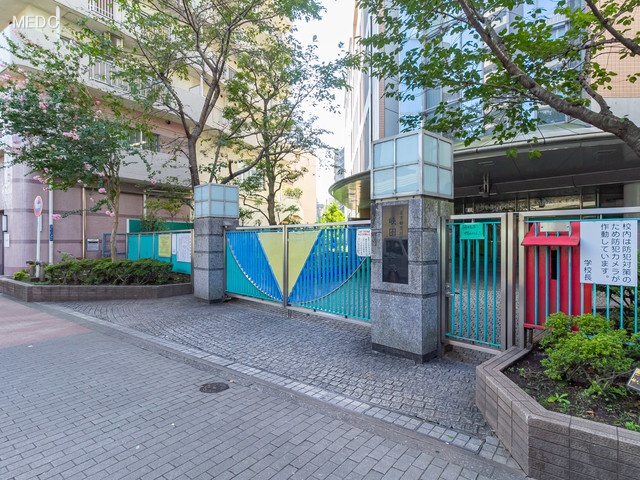 ���ӊ� ���w�Z 400m �r��旧���c���w�Z