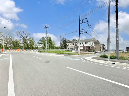 ���n�O�ώʐ^ ���ʂ��̗ǂ��ƂƂ��ɁA�X���݂ɊJ������^���Ă���܂��B 