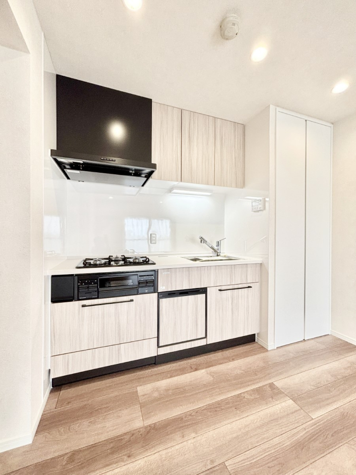 �L�b�`�� �������̂������ŉƑ��̏Ί炪�L����܂��I�@