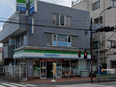 ���ӊ� �R���r�j 550m �t�@�~���[�}�[�g �����u�꒚�ړX