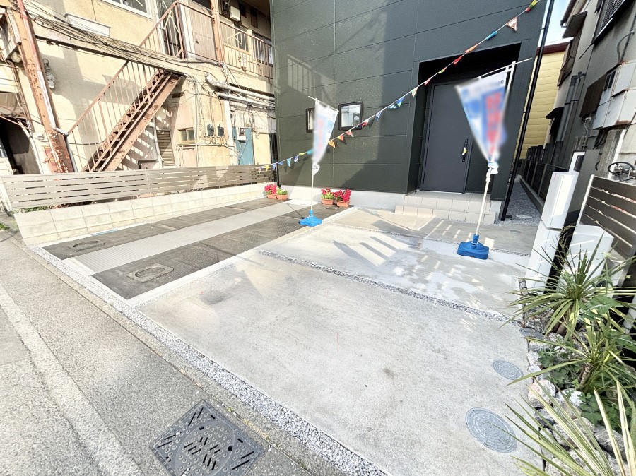  �����Ɍ������Ȃ����ԃX�y�[�X�B