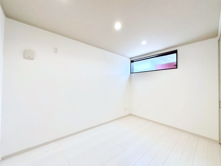 ���̑����� �؂̉����肪�₳�����t���[�����O�͈��炬�������炷�Z���