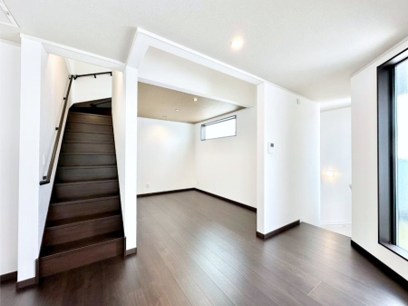 ���̑����� ���r���O�אڂ̗m���͌��Ƃ��Ă����p�ł��܂�