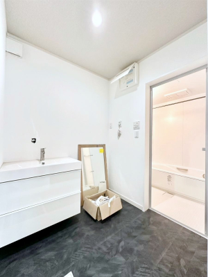 ���ʑ�E���ʏ� ��Ƃ�̐��ʃX�y�[�X�Œ��̐g�x�x���X���[�Y��