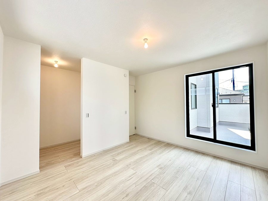 �q������ �q�������ɂ��������߂Ȏ��[�X�y�[�X�����Ղ�̋���