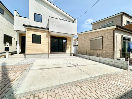  �����Ɍ������Ȃ����ԃX�y�[�X�B