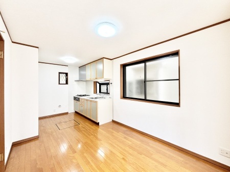 ���̑����� �Ƒ������R�ƏW�܂�e���̃X�y�[�X�ɂȂ肻��