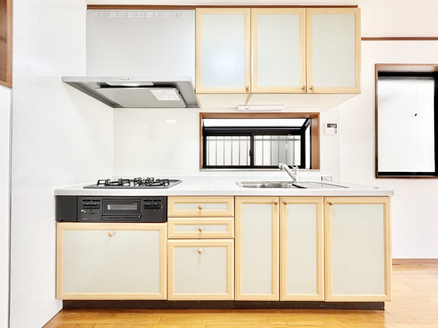 �L�b�`�� �������������I�ɁA�y�����I�V�X�e���L�b�`��