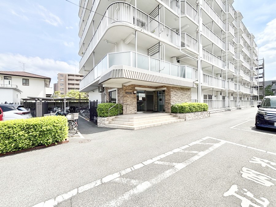 �G���g�����X �������������͋C�̃G���g�����X