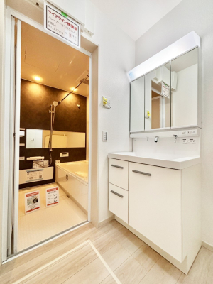 ���ʑ�E���ʏ� �������̂�����K��Ԃł��B�����̐g�x�x���C�����ǂ����g�������܂��B 