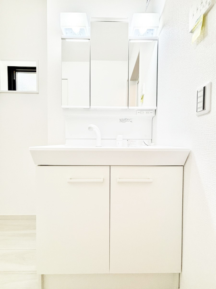 ���ʑ�E���ʏ� ���[�͂Ƌ@�\���ɗD�ꂽ���ʉ��ϑ�