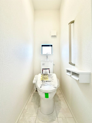 �g�C�� �g�C����1�K��2�K���ꂼ��ɔz�u����Ă��ĂƂĂ��֗��ł��B 