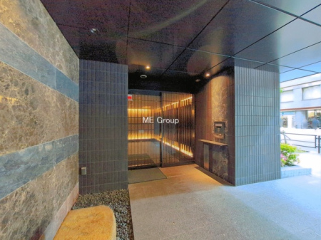 �G���g�����X -