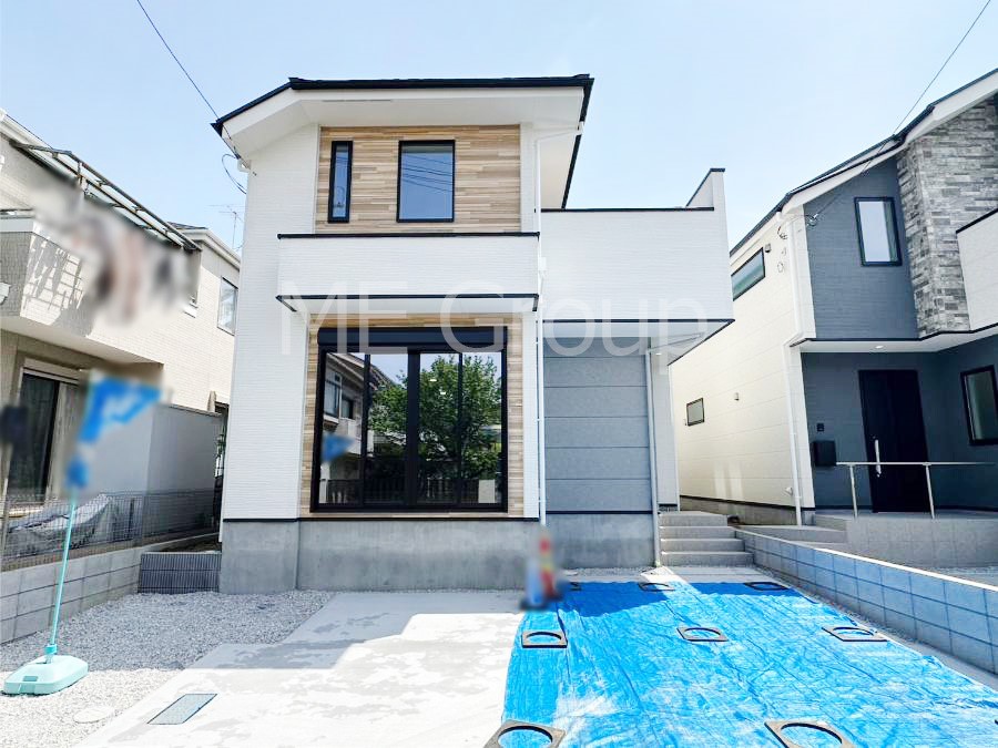 ���n�O�ώʐ^ �������ꂽ�O�ρA�㎿�ȏZ��Ԃ��L���鎺���͉i�����S���ĉ߂�����Z���ł��B 