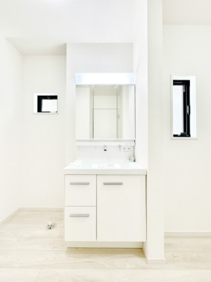 ���ʑ�E���ʏ� �O�ʋ��L���r�l�b�g�E�V�����[�t�����ʉ��ϑ�ŖZ�������̐g�x�x���X���[�Y�ɁI